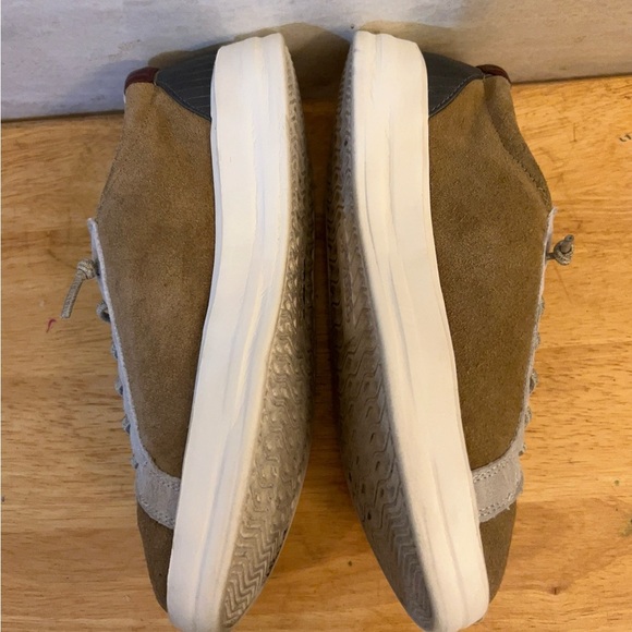 Hey Dude Ladies Karina Suede Chestnut Shoes - Picture 7 of 10